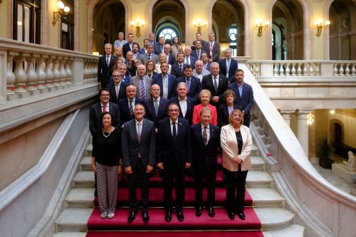 El Parlament de Catalunya aprueba la Ley de Cámaras para